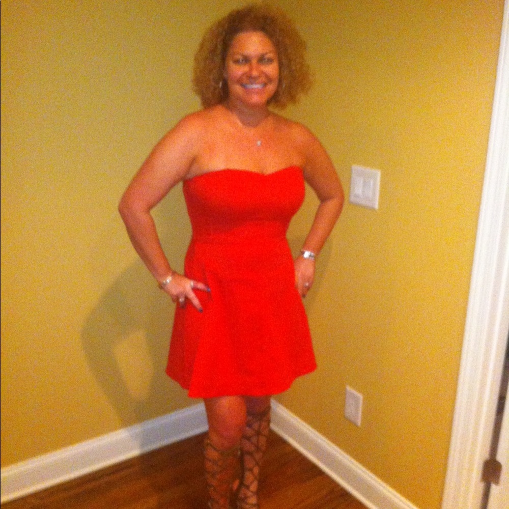 Bebe red a-line textured dress 10